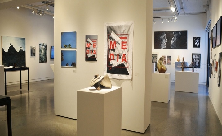 Tsinghua University opens the exhibition of graduates