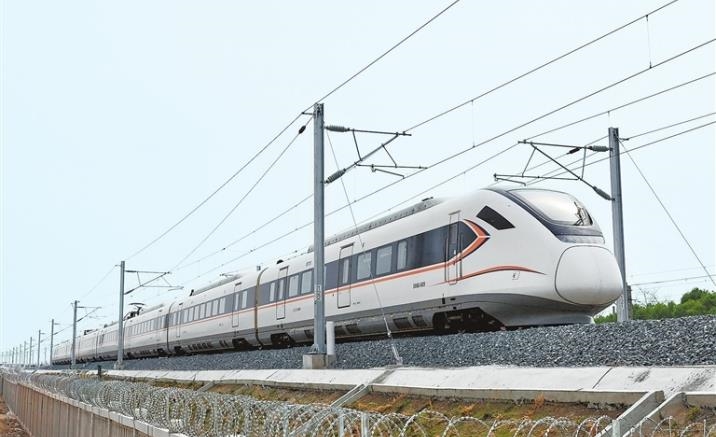 New high-speed train connects Zhengzhou and Kaifeng for just 25 minutes